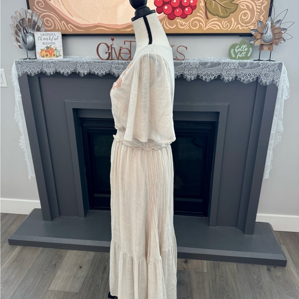 A. Calin Luxe Boho Embroidered Maxi Dress in Soft Cream – Size L - Picture 6 of 7